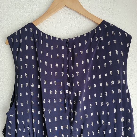 MM LaFleur The Samantha Dress Swipe Print Dark Iris Navy Sleeveless Plus Size 2 - Picture 5 of 7